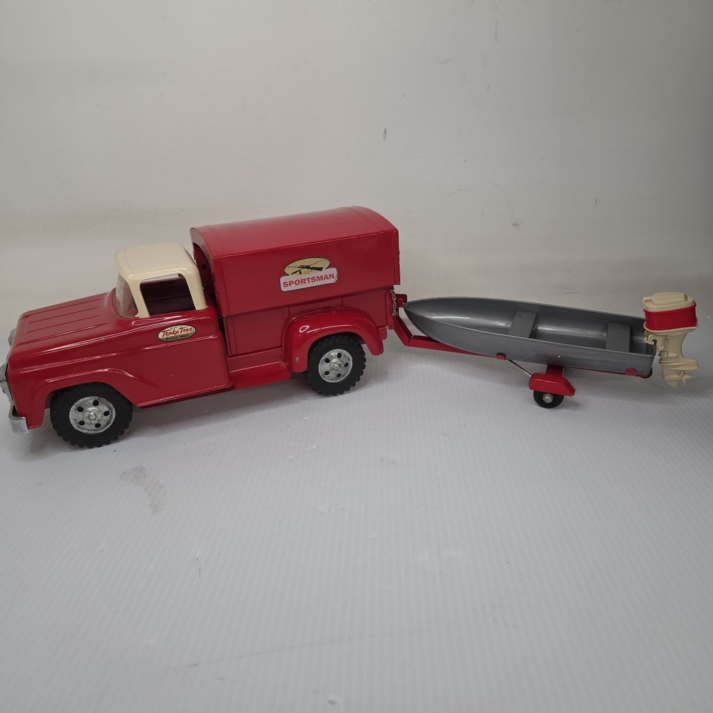 Vintage TONKA Sportsman Step side Truck with Boat Trailer & Motor